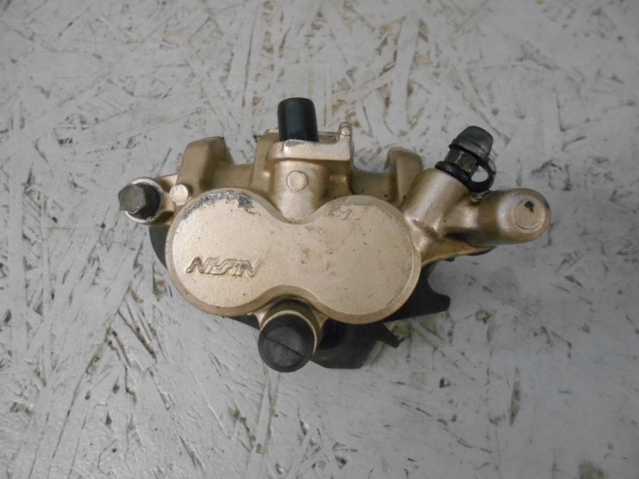 Framsidan på Bromsok från en Honda CBR 125 R -2006 motorcykel.