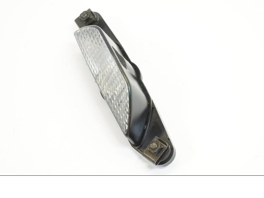 Framsidan på Parkeringsljus från en Kawasaki ZX-9R -1996 motorcykel.