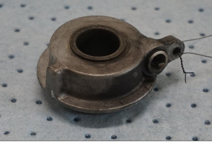 Framsidan på Hastighetsdrivning från en Triumph Thunderbird 900 -2000 motorcykel.