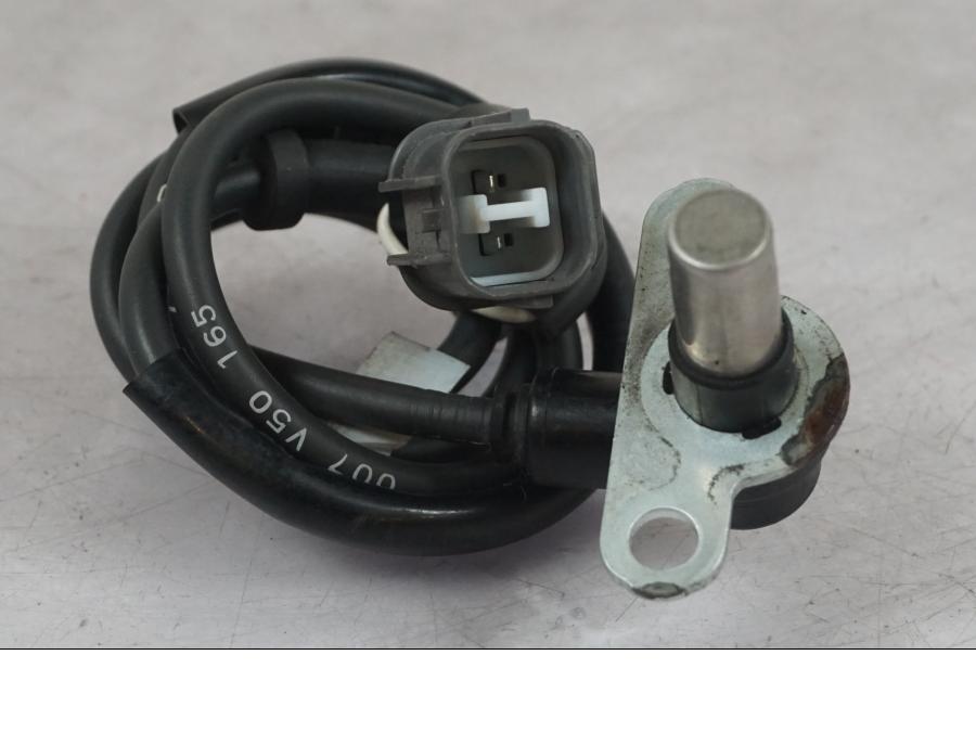 Baksidan på ABS givare från en Kawasaki GTR 1400 -2008 motorcykel.