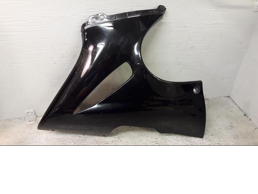 Framsidan på Magkåpa från en Kawasaki ER-6F -2008 motorcykel.