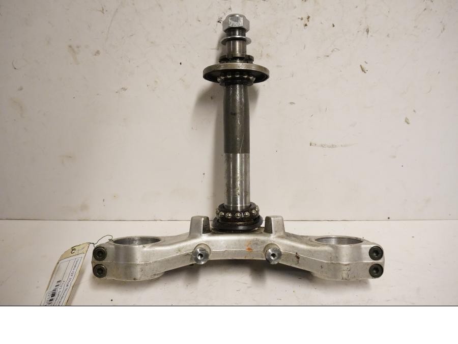 Framsidan på Gaffelkrona från en Yamaha YZF 1000 R -1999 motorcykel.