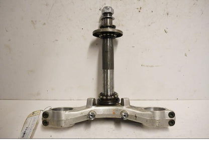 Framsidan på Gaffelkrona från en Yamaha YZF 1000 R -1999 motorcykel.