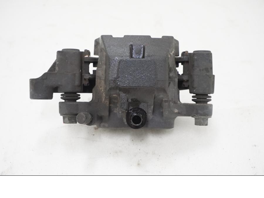 Höger sida på Bromsok från en Yamaha MT-03 -2007 motorcykel.