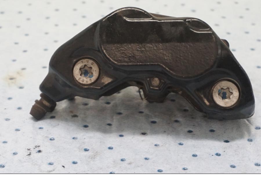 Höger sida på Bromsok från en KTM 125 Duke -2017 motorcykel.