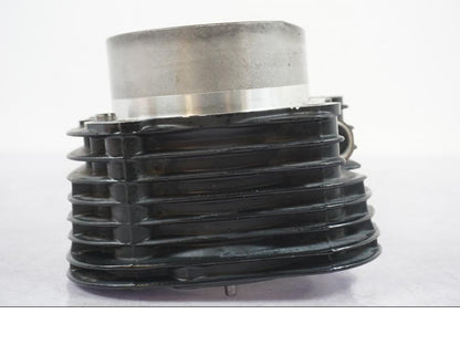 Höger sida på Cylinder från en BMW R NineT -2017 motorcykel.