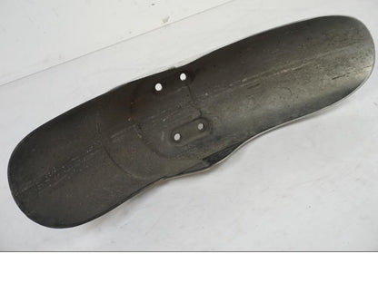 Extrabild2 på <p>Framskärm från Yamaha V-MAX 1200 1997.</p>

<p>Mindre ytliga repor finns se bilder.</p>

<p>Skavmärke se bild.</p> motorcykel.