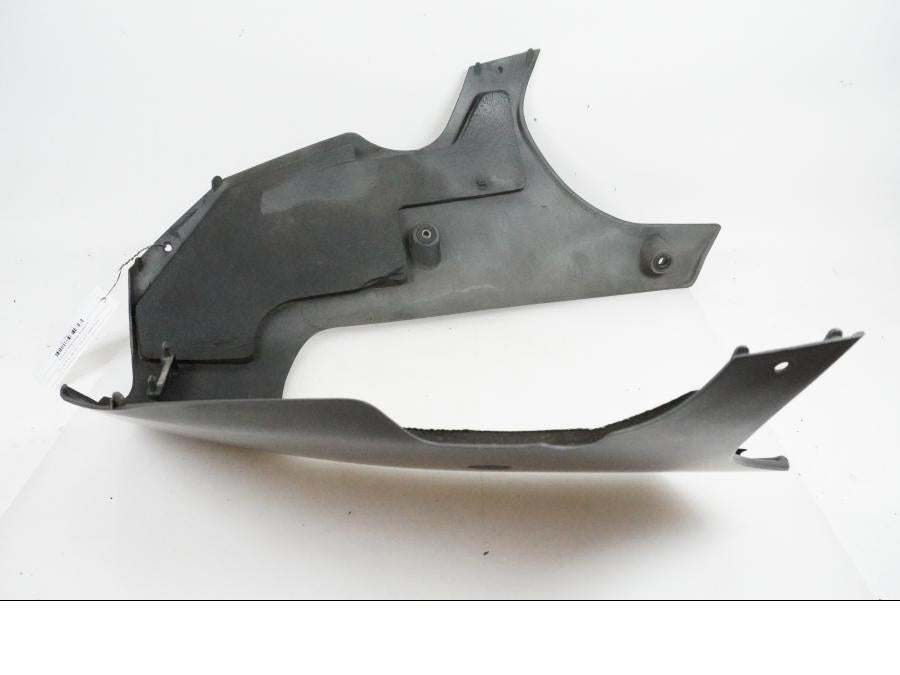 Vänster sida på Magkåpa från en Kawasaki ZR-9R -2001 motorcykel.