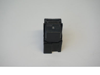 Framsidan på Relä från en Yamaha MT-07 -2020 motorcykel.