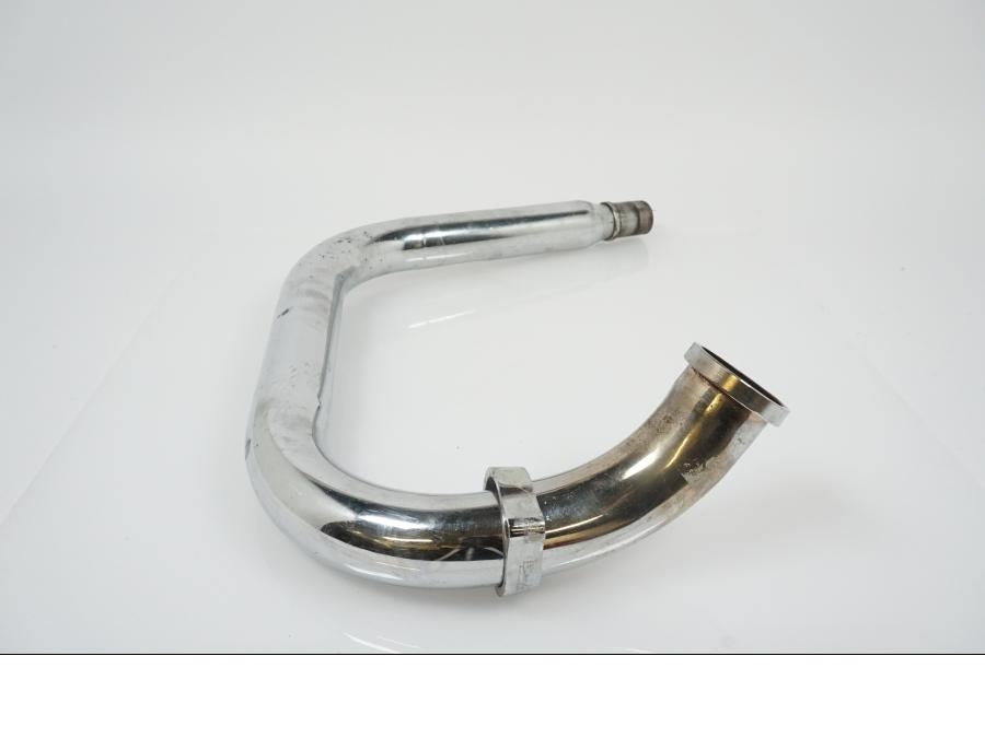 Snett uppifrån på Grenrör från en Suzuki VS 800 -2000 motorcykel.