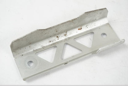 Höger sida på Vattenkyldekor från en Suzuki SV 650 S -2005 motorcykel.