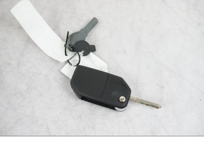 Extrabild2 på Låssats från en BMW R 1250 GSA -2021 motorcykel.