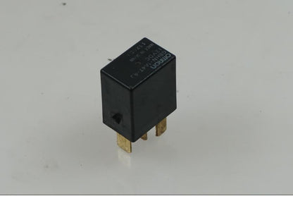 Baksidan på Relä från en Triumph Speed Triple -2011 motorcykel.