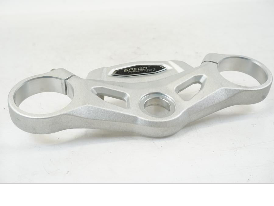 Höger sida på Gaffelkrona från en Triumph Speed Triple -2021 motorcykel.