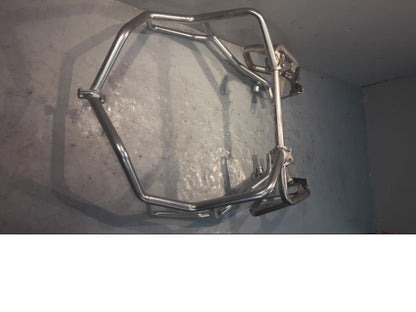 Baksidan på Motorskyddsbåge från en BMW F 700 GS -2015 motorcykel.