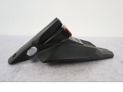 Baksidan på Bakskärm från en Kawasaki Z 800 -2014 motorcykel.