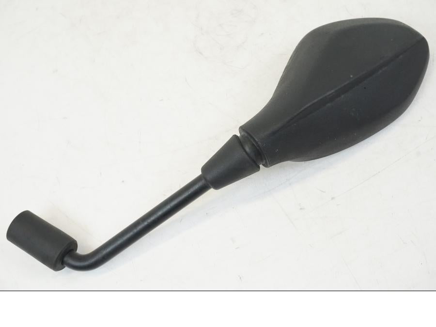 Höger sida på Backspegel från en Aprilia Tuono V4R -2011 motorcykel.