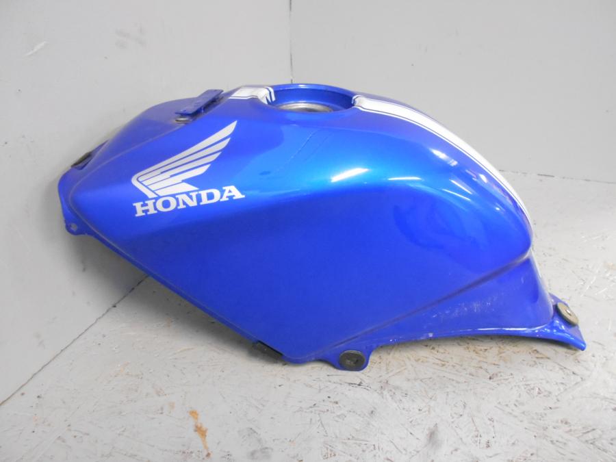 Framsidan på Bensintank från en Honda CBR 125 R -2006 motorcykel.