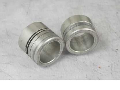 Baksidan på Fälg från en Triumph Tiger Explorer -2013 motorcykel.