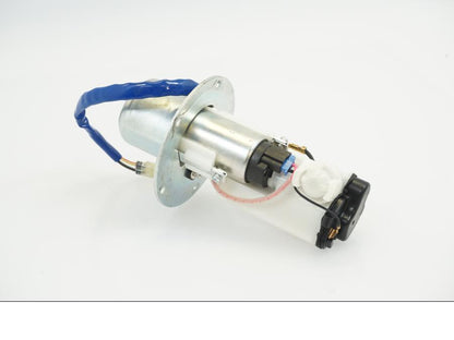 Vänster sida på Bensinpump insprut från en Kawasaki Z 1000 -2008 motorcykel.