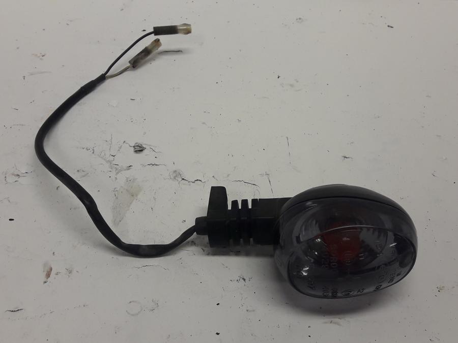 Framsidan på Blinkers från en Triumph Tiger -1999 motorcykel.