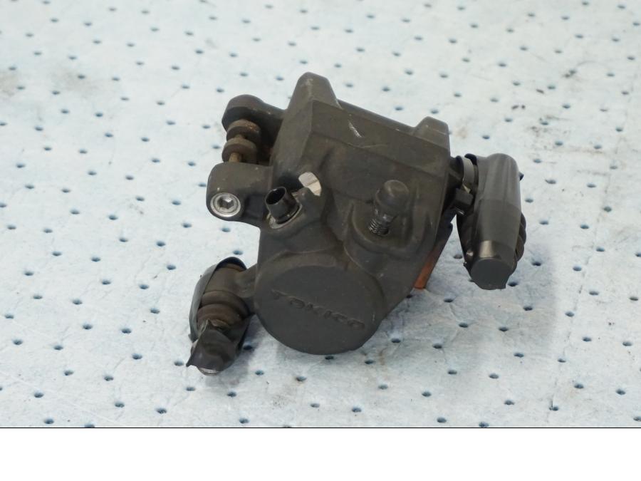 Framsidan på Bromsok från en Suzuki GSX-R 1000 -2008 motorcykel.