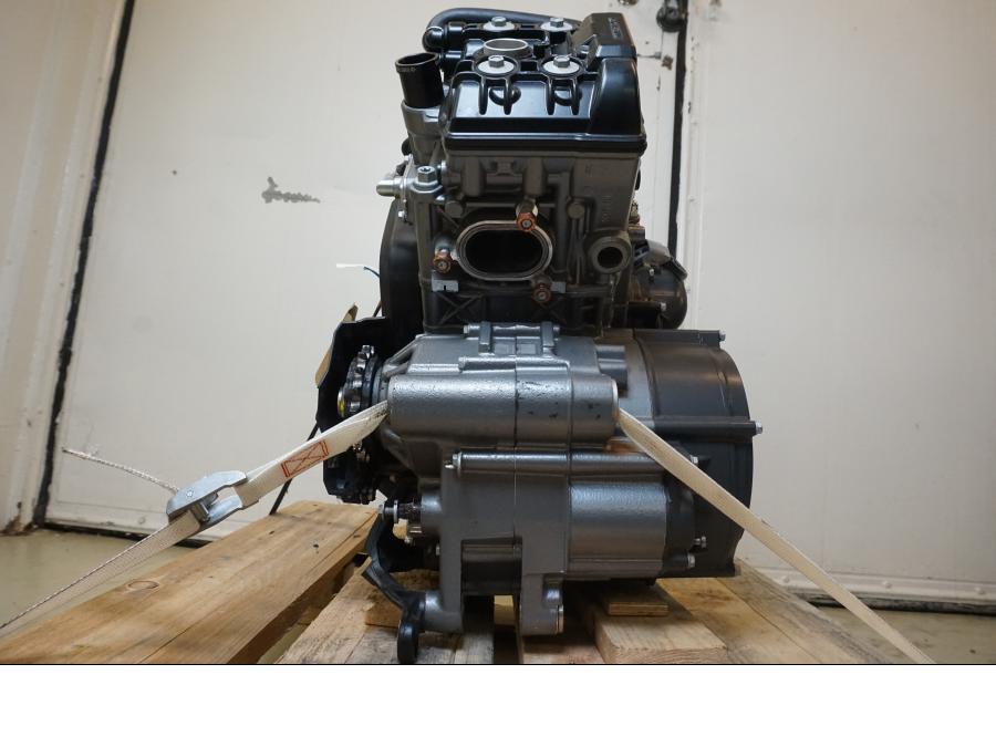 Extrabild5 på Motor från en KTM 1290 Super Duke R -2022 motorcykel.