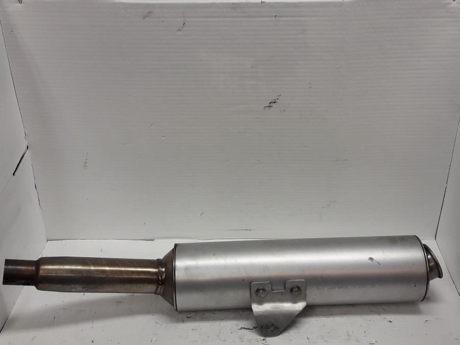 Vänster sida på Ljuddämpare från en Ducati 750 SS -2000 motorcykel.