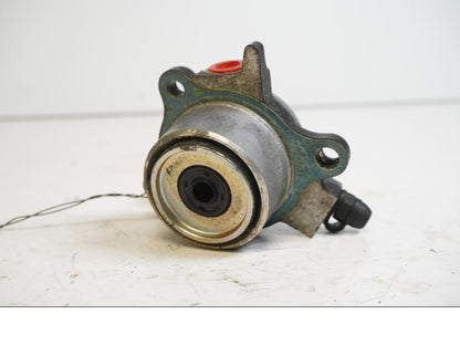 Baksidan på Kopplingslavcylinder från en Honda VTR 1000 F -1997 motorcykel.