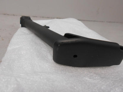 Vänster sida på Sidostöd från en Ducati Hyperstrada -2014 motorcykel.