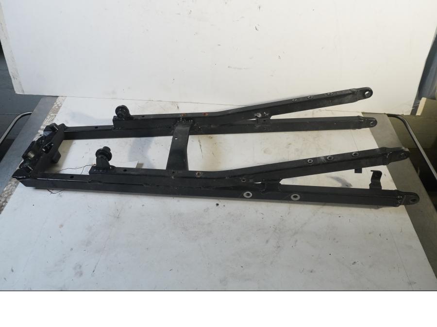 Baksidan på Bakram från en BMW S 1000 RR -2010 motorcykel.