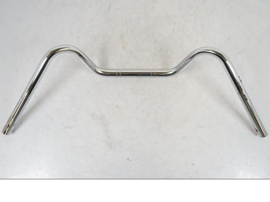 Extrabild1 på Styre från en Indian Indian Chief Dark Horse -2016 motorcykel.