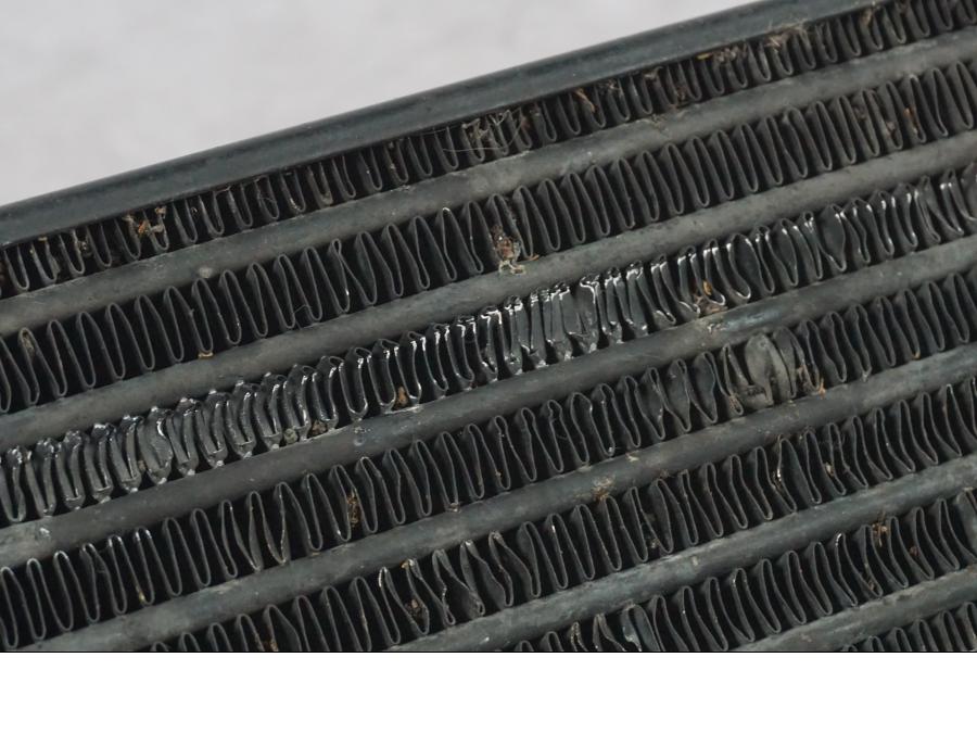 Baksidan på Oljekyl från en BMW R 1200 GS -2005 motorcykel.