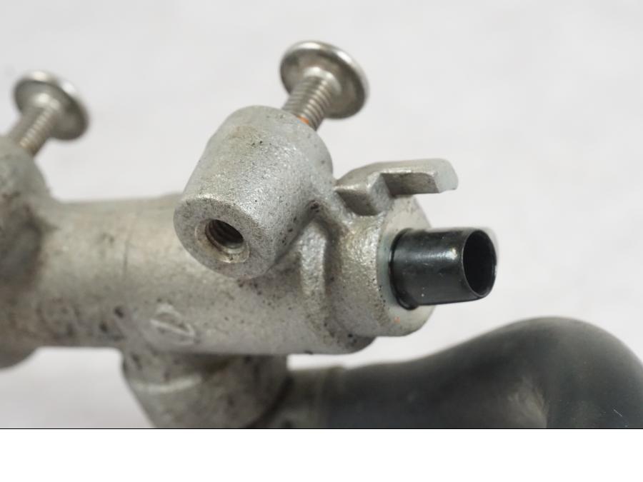 Extrabild1 på Bromshuvudcylinder från en Suzuki GSX-R 750 -2006 motorcykel.