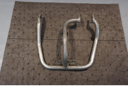 Vänster sida på Motorskyddsbåge från en Honda XR 600 R -1990 motorcykel.