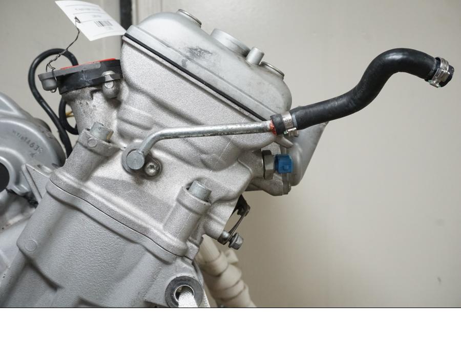 Snett uppifrån på Motor från en MV Agusta Dragster -2014 motorcykel.