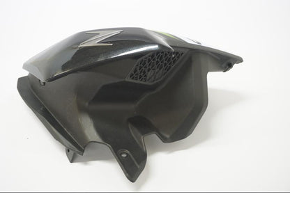 Baksidan på Sidkåpa från en Kawasaki Z 900 -2019 motorcykel.