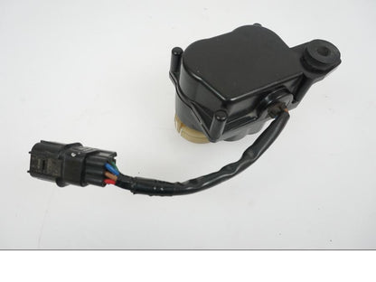 Baksidan på Avgasspjällmotor från en Honda CBR 1000 RR -2010 motorcykel.