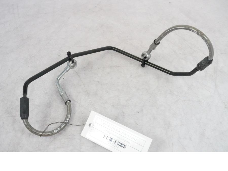 Framsidan på Bromsledning från en BMW R 1250 GSA -2021 motorcykel.