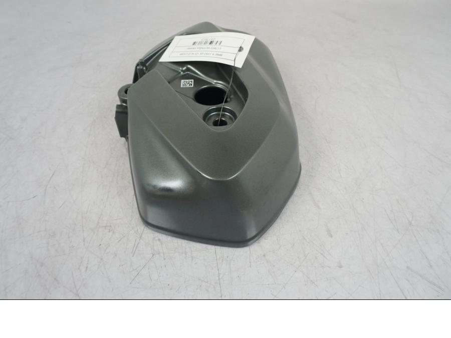 Baksidan på Ventilkåpa från en BMW R 1250 GS -2023 motorcykel.