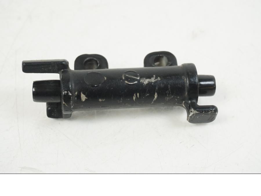 Höger sida på Bromsfördelare från en Yamaha XV 1100 -1993 motorcykel.