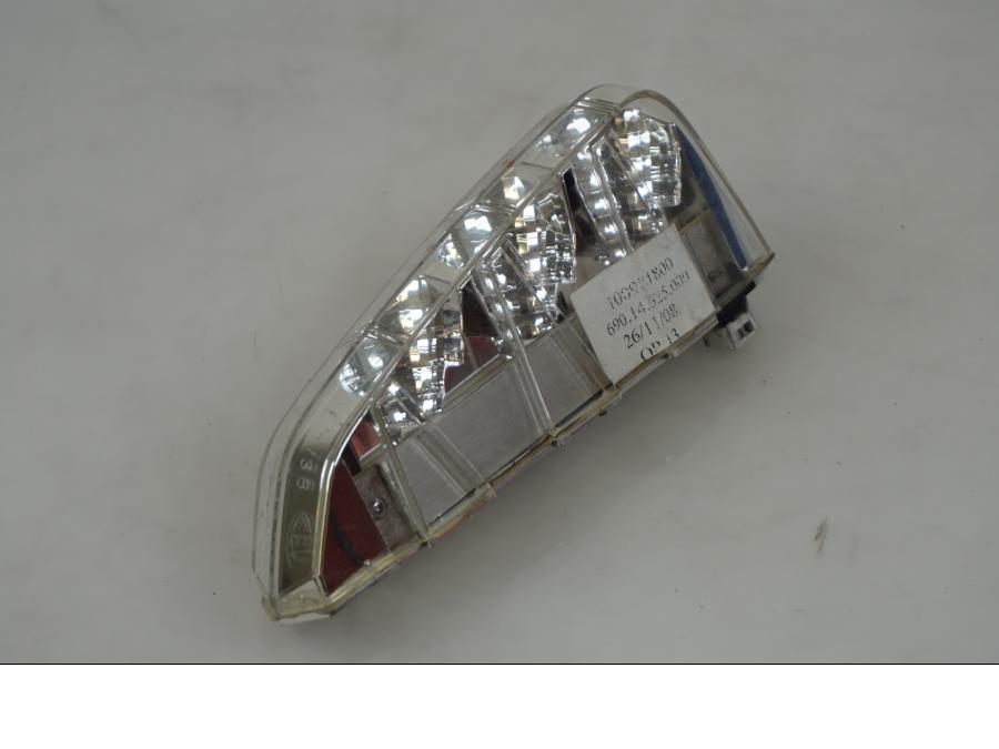 Framsidan på Blinkers LED från en KTM RC8 -2009 motorcykel.