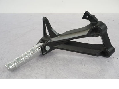 Framsidan på Fotpinne från en Yamaha MT-09 SP -2018 motorcykel.