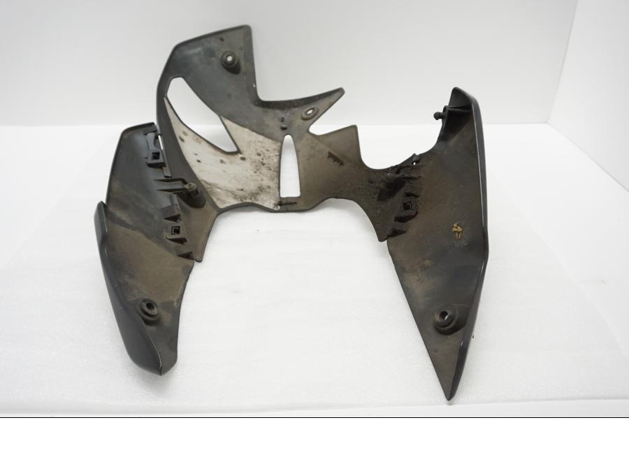 Höger sida på Magkåpa från en Suzuki GSX 1300 BK -2008 motorcykel.