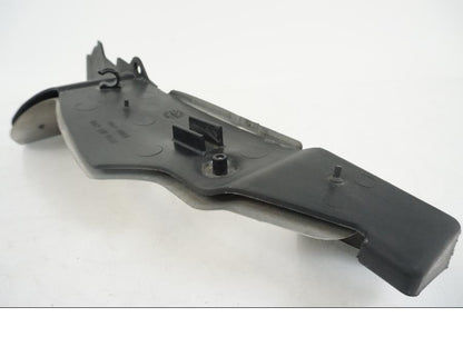 Snett uppifrån på Värmeskydd från en Honda XL 1000 V -2008 motorcykel.