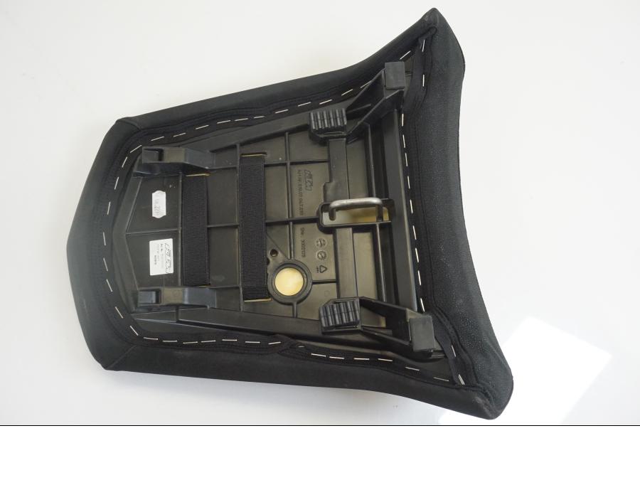 Vänster sida på Sadel från en KTM 1290 Super Adventure -2021 motorcykel.