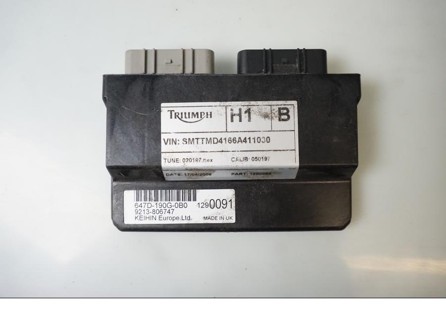 Framsidan på CDI / ECU från en Triumph Street Triple R -2009 motorcykel.