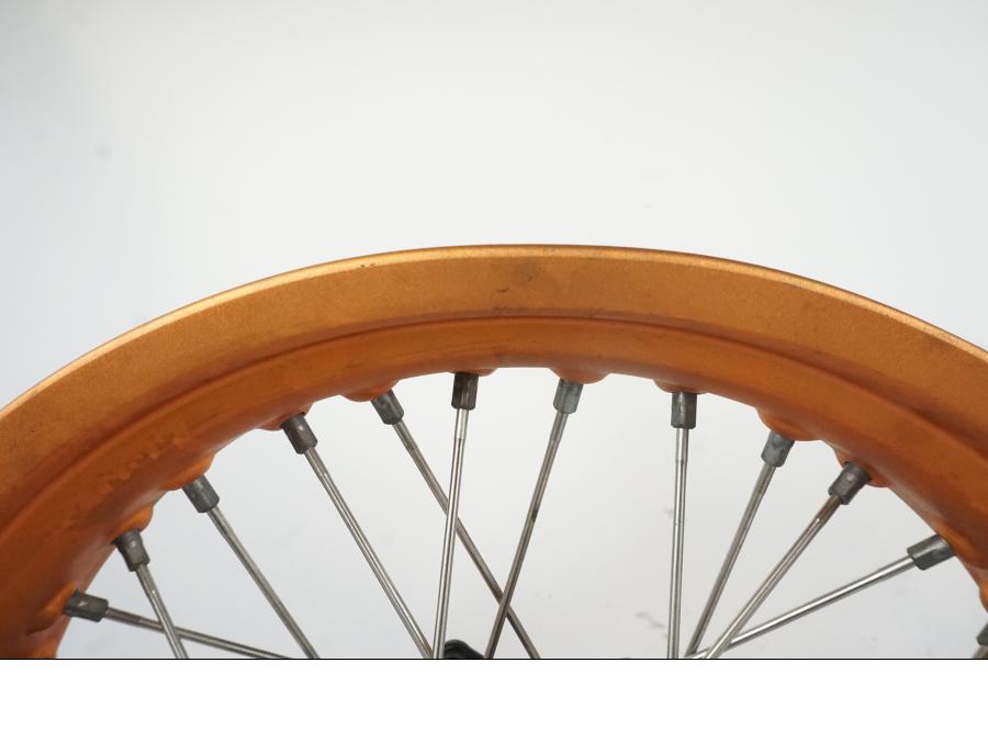 Extrabild5 på Fälg från en KTM 690 SMCR -2016 motorcykel.