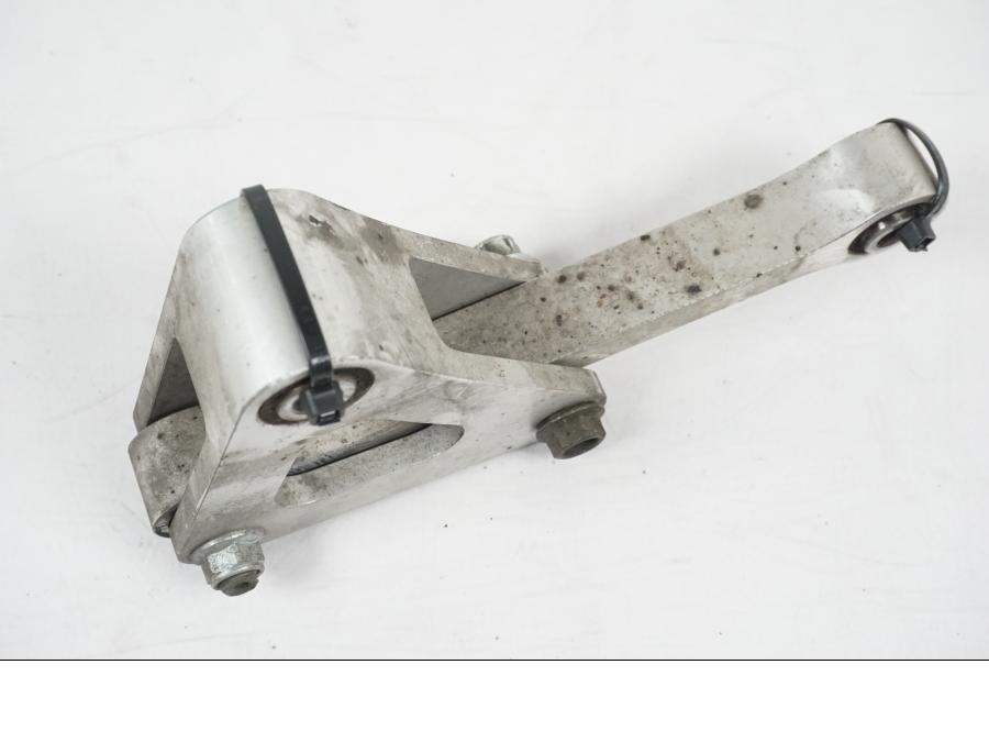 Snett uppifrån på Stötdämparlänkage från en Yamaha YZF 1000 R1 -2007 motorcykel.