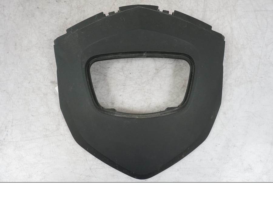 Framsidan på Toppkåpa från en BMW K 1600 GTL -2015 motorcykel.